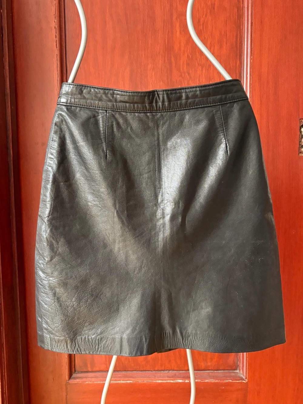 OCEAN WEST Vintage 80s-90s Black Leather Mini Skirt